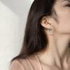 Arete de Perlas Retro Francés de Alta Gama Elegantes Aretes Combinables Clip para Oreja con Placa para Incienso de Mosquitos sin Oreja Aretes de Celebridad de Internet