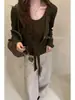 Top de tricô com cadarço, gola redonda baixa, manga longa, design moderno, feminino, estilo novo de outono, caimento justo, valoriza a silhueta, versátil, imitação de duas peças, top pequeno
