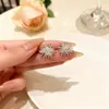 Los Pendientes de Fuegos Artificiales Perla Roja Ankla Son Pendientes de Lujo Ligero, de Gama Alta y Versátiles Que Se Pueden Usar de Dos Maneras para el Año Nuevo