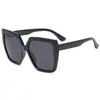 Artículos de fábrica 2021 Nueva Moda gafas de sol cuadradas montura de PC gafas de sol de moda para hombre y mujer gafas de sol rectangulares