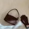 Nova Bolsa Versátil de Camurça para Mulheres, Bolsa Quadrada Pequena Horizontal de Cor Sólida Simples, Bolsa de Mão com Design Nicho Estilo Coreano Outono e Inverno