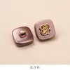 Botones Cuadrados Pequeños de Resina con Decoración de Flor de Cuatro Hojas de Metal, Botones Cosidos a Mano, Accesorios de Ropa para Camisas de Lujo Ligero