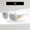 Moda Europeia e Americana Novo Estilo Luxo Leve Design de Padrão Floral Vazado Borda Grossa Armação Grande Óculos de Sol Versátil para Férias ao Ar Livre