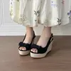Zapatos de Playa de Cuña con Plataforma Impermeables de Boca de Pez Suela Gruesa de Tacón Alto Sandalias Tejidas con Cuerda de Cáñamo y Lazo para Uso en Exteriores 2026 Primavera