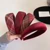 Diadema de Esponja de Ala Ancha a Cuadros Rojos de Alta Gama para Otoño e Invierno, Diadema de Pelo Versátil Retro de Alta Presión, Pasador, Accesorios para el Cabello