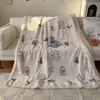 Manta multifuncional de lã de leite, xale de desenho animado para cochilo de inverno, manta para cobrir sofá, colcha pequena espessa de lã de cordeiro