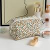 Nueva Bolsa de Cosméticos Acolchada Floral para Mujer, Bolsa de Aseo Portátil para Viaje para Productos para el Cuidado de la Piel, Bolsa de Almacenamiento Suave Simple de Gran Capacidad