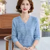 Malhas de outono da moda e estilosas para mães, novos modelos de blusas 2026 para mulheres de meia-idade, camisas base jacquard para mulheres de meia-idade e idosas