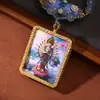 Pendente Tanka Guanyin de Mil Mãos e Mil Olhos Meio Pintado à Mão Tocado a Ouro Amuleto de Buda Joia de Colar Colecionável de Alta Qualidade Venda por Atacado