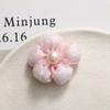 Zhen Tu Tecido Estilo Coreano Pérola Perolada Florzinha Pérola Flor de Cinco Pétalas Tridimensional Acessório de Cabelo Doce e Elegante para DIY Materiais de Grampo de Cabelo