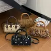 Bolso de Mano Mini Boston Estampado de Leopardo con Lunares Estilo Otoño 2026 para Mujer Retro Gamuza Pequeño Cruzado Cilindro Redondo Bolsa Pequeña