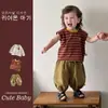 Conjunto de colete listrado retrô estilo coreano para bebês e crianças pequenas, conjunto de duas peças de verão para meninos e meninas, calça pantalona soltinha, moderno