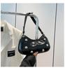 Bolso de mujer de moda con personalidad y remaches de tendencia europea y americana 2025, nuevo bolso de mano coreano para axilas, bolso de hombro de moda