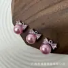 Collar con Colgante de Lazo de Dibujos Animados con Circonita Microincrustada para Suéter de Lana para Mujer