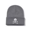 Gorro de lana de color sólido con placa ligera acrílica europea y americana con letras bordadas para comercio exterior transfronterizo, cálido gorro de punto para otoño e invierno para hombres y mujeres.