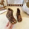 Tendencia Botas Estilo Martin para Niños Otoño/Invierno 2026 Capa Única Estilo Coreano para Niñas Botas de Princesa con Puntos para Niños Pequeños Botas de Media Caña para Exportación