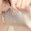 Clip para oreja de borla Super Hada Estrella para Mujer Aretes largos elegantes de lujo ligero ins nuevos nicho de celebridad de internet nuevos aretes combinan con todo