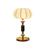 Lámpara de Mesa Estilo Vintage 2026 para Dormitorio Mesita de Noche, Lujo Ligero Gama Alta Estilo Crema Protección Ocular Cerámica Retro Lámpara de Escritorio