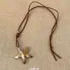 Collar de Cordón de Cuero Estilo Coreano Dulce y Fresco con Corazón Redondo de Resina, Cadena para Clavícula Moderna y Elegante con Diseño Único para Mujeres