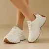Zapatos nuevos estilo coreano transfronterizos para papá para mujer, primavera y otoño, para estudiantes, para correr, deportivos, de suela gruesa, de cuero, de moda, casuales para mujer