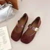 Zapatos Mary Jane de gamuza estilo francés con hebilla metálica, novedad primavera 2026, zapatos vintage de punta cuadrada de cuero suave y poco profundos