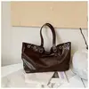 Bolso tote de gran capacidad para mujer, bolso de hombro de alta gama para ir al trabajo, nuevo bolso grande de moda otoño e invierno 2026