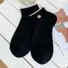 Meias Brancas Fofas para Mulheres, Verão Finas de Algodão Baixas Esportivas com Renda Respirável Absorventes de Suor Desenho Animado Estilo Ins de Estudante Japonês