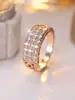 Venta Caliente Transfronteriza Anillo Ancho Completo de Strass a Cuadros Industria Pesada Europea y Americana Anillo Hueco Chapado en Oro de Lujo Anillo con Strass Incrustado