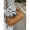 Bolsa Grande de Camurça Estilo Retrô Outono para Mulheres 2025 Nova Bolsa Tote Simples Versátil Bolsa de Ombro para o Dia a Dia