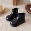 Botas Martin infantis, nova coleção primavera/outono 2026, sapatos confortáveis, botas de couro para meninas, botas curtas, estilo britânico, para crianças de tamanho médio e grande