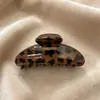 Pinza para el pelo con estampado de leopardo coreano para mujer, accesorio para el pelo ovalado de nuevo estilo, pinza de tiburón elegante y con estilo