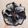 ¡Estilo de Cuatro Capas! Goma para el pelo pequeña de encaje floral ~ Cuerda para el pelo de botón de flor de falda de alta gama retro francesa