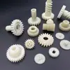 Engrenagens de Plástico de Nylon Resistentes ao Desgaste, Engrenagens Helicoidais de Parafuso Sem Fim de Módulo Pequeno, Engrenagens Helicoidais, Engrenagens Cônicas, Engrenagens Retas, Personalização de Peças de Transmissão de Equipamentos