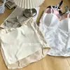 Camisola Patchwork de Lantejouus Textura de Cetim Resistente Estilo Francês, Ajustada ao Corpo, Top Tubo Elegante e Estiloso para Usar por Cima