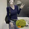 2026 Nueva Camiseta Casual de Manga Larga con Capucha de Color Sólido Estilo Coreano para el Trabajo con Diseño de Cuello en V Profundo para un Aspecto Delgado y Ajustado