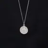Collar del Principito para Mujer Colgante de Moneda Inglesa Lujo Ligero Diseño de Nicho Retro Redondo Cadena de Suéter de Marca
