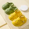 Venta de liquidación: Pantuflas Infantiles de Estilo Ins con Punta Cerrada Anticolisión para Verano, para Niños y Niñas, Zuecos Antideslizantes de Interior para Bebés Hechos de Material Eva