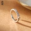 El Libro Rojo recomienda abrir un anillo de pareja ajustable para hombres y mujeres. No se caiga. Anillo de estilo simple, ligero y de lujo de alta gama.
