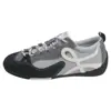 Novos Sapatos Baixos da Moda Outono 2026 para Mulheres, Estilo Exército Alemão com Cadarço Casual para Exterior Sapatos Forrest Gump Femininos