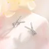 Clip Sencillo de Cruz de Diamantes Sin Agujeros en las Orejas Temperamento Chapado en Oro Clip para la Aurícula Aretes Fila Taladro Clip para la Oreja Personalizado Nueva Moda