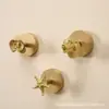 Gancho Criativo de Luxo Estilo Europeu e Americano para a Porta de Entrada, Gancho de Puxador sem Furo para Portas de Armário, Gancho Decorativo de Latão para Casa