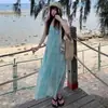 Vestido Largo con Cuello Halter en V de Estilo Puro y Atractivo, Adecuado para Vacaciones en la Playa