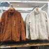 Estilo Japonés Otoño e Invierno Nuevos Productos para Parejas Hombres y Mujeres Chaqueta Larga de Terciopelo Polar con Cremallera y Cuello Alto 440593/450198