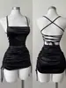 Nuevo vestido camisola de estilo europeo y americano transfronterizo con escote cuadrado, espalda descubierta, tirantes ajustables, cordón y falda irregular ajustada al cuerpo