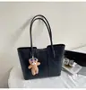 Bolsa Casual Retrô Feminina de Grande Capacidade Nova Outono e Inverno Versátil Bolsa de Ombro Bolsa de Aula para Estudante Universitário Bolsa Tote para o Trabalho