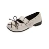 Zapatos de Mujer con Cierre de Velcro, Lazo y Remache, Tacón Bajo, Colección Otoño 2026, Estilo Francés Retro, Zapatos Mary Jane