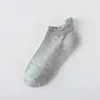 Calcetines cortos para mujer para primavera y verano, absorbentes de sudor, resistentes al olor, calcetines invisibles de corte bajo, algodón puro fino, antideslizantes, no se caen, calcetines tipo barco para mujer