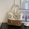 Bolsa de Hombro de Lona Patchwork con Parche de Letra de Comercio Exterior de Gran Capacidad para Mujeres Viajes Diarios Bolsa para Tutoría Dropshipping Venta Caliente