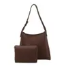 Bolsa de Hombro Grande para Viajes Diarios 2025 Capacidad Amplia Verano Nuevo Estilo Color Sólido Textura Retro de Mano Moda Bolso para Viajes Diarios