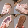 Novos Sapatos para Bebês Meninas Solado Macio Sapatos para Caminhar Bebê 1-3 Anos - 0 Primavera/Outono Sapatos de Princesa para Meninas Sapatos com Bolinhas Cartoon